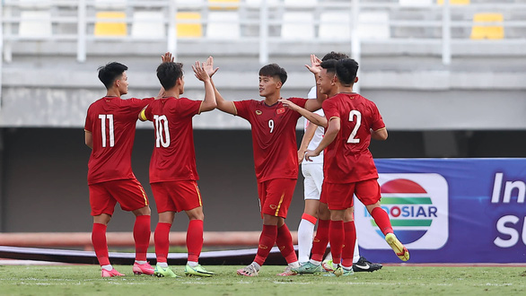 Bóng đá - U20 Việt Nam thắng đậm U20 Hong Kong (Trung Quốc)