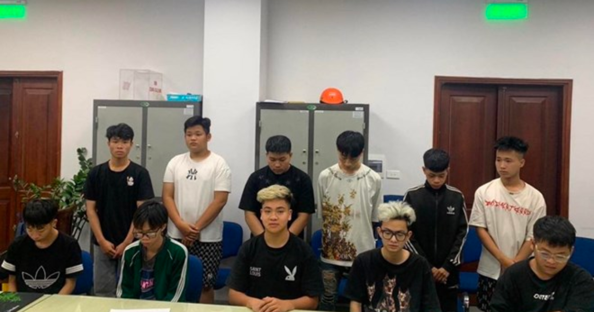An ninh - Hình sự - 11 thanh niên lạng lách đánh võng, gây rối trật tự ở Hà Nội bị khởi tố