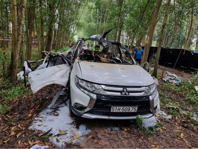 Tin trong nước - Vụ ôtô 7 chỗ bốc cháy trong rừng tràm, một người tử vong: Nhân chứng nói gì?