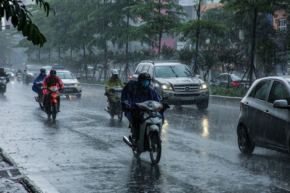 Tin trong nước - Tin tức dự báo thời tiết hôm nay 10/6: Hà Nội ban ngày trời nắng, đêm có mưa