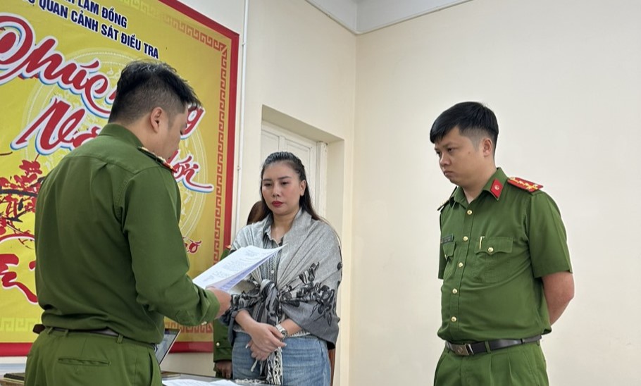 An ninh - Hình sự - Hoa hậu thiện nguyện Phạm Thị Minh Phi vừa bị bắt là ai? (Hình 4).