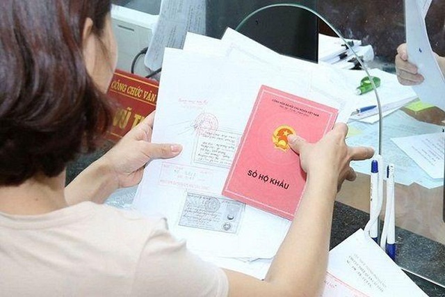 Tin trong nước - Công an Hà Nội ra văn bản hỏa tốc việc dừng tiếp nhận hồ sơ đăng ký thường trú từ hôm nay