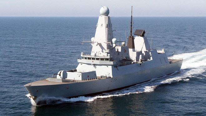 Tin thế giới - Tham mưu trưởng Hạm đội Biển Đen bị giáng chức sau vụ tàu Anh tiến vào lãnh hải Crimea