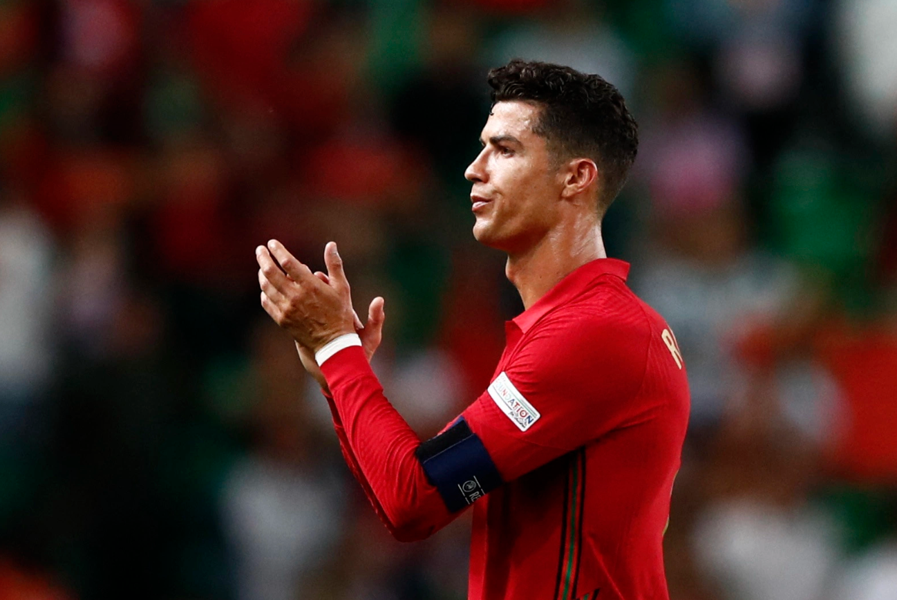 Thể thao - Ronaldo muốn rời MU, sẵn sàng giảm thu nhập để tìm bến đỗ mới