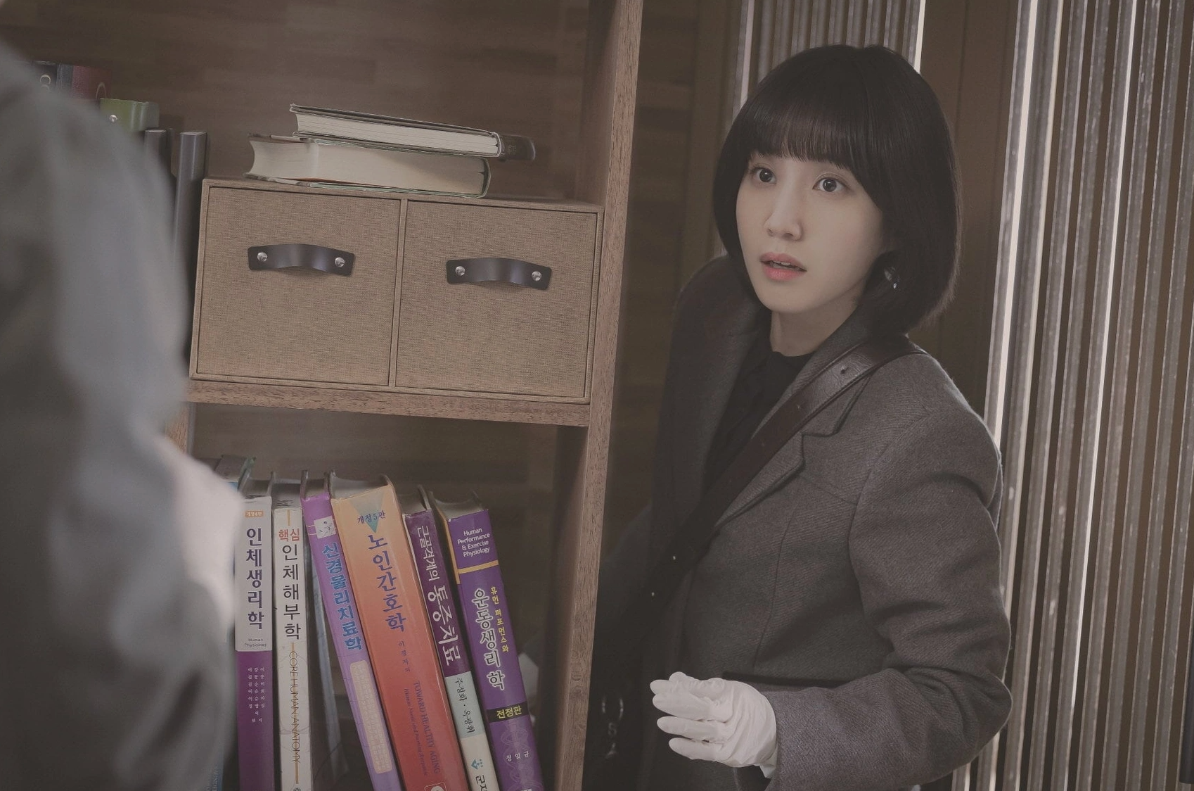 Giải trí - Giải mã lý do phim về nữ luật sư tự kỷ Hàn Quốc gây 'sốt' (Hình 3).