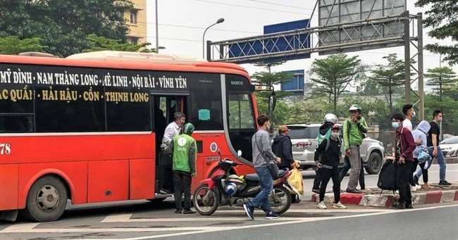 Tin trong nước - Hà Nội tăng cường quản lý hoạt động kinh doanh vận tải hành khách