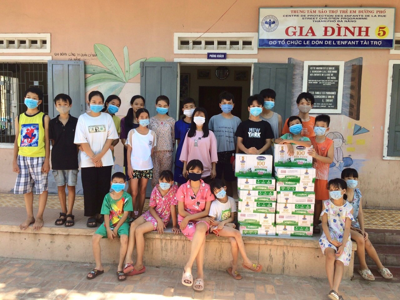 Kinh doanh - Quỹ sữa vươn cao Việt Nam kịp thời đến với trẻ em Điên Biên trong mùa dịch (Hình 3).