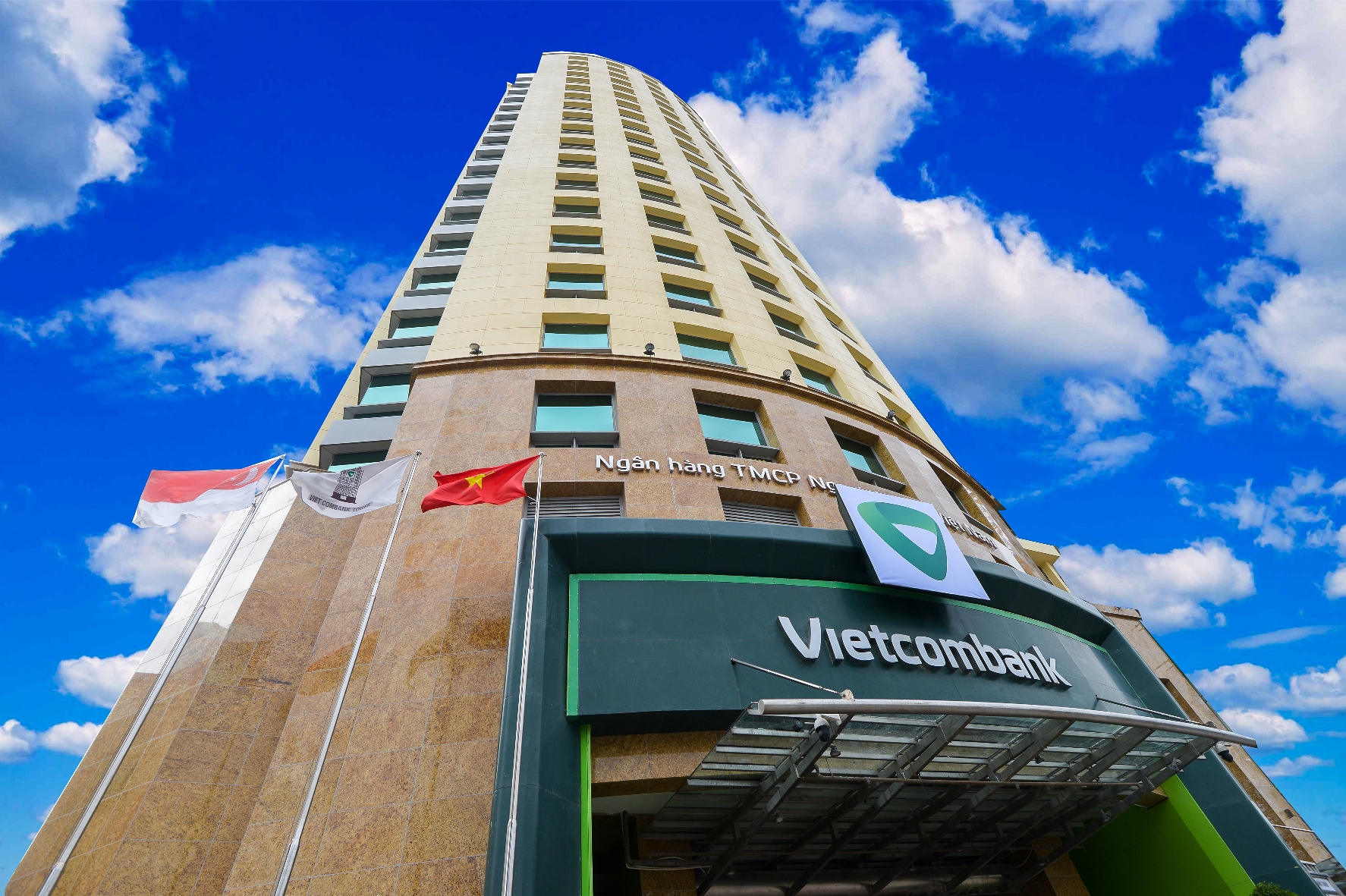 Tài chính - Ngân hàng - Vietcombank thực hiện thành công “đa mục tiêu”, nộp ngân sách Nhà nước gần 11 nghìn tỷ đồng (Hình 6).