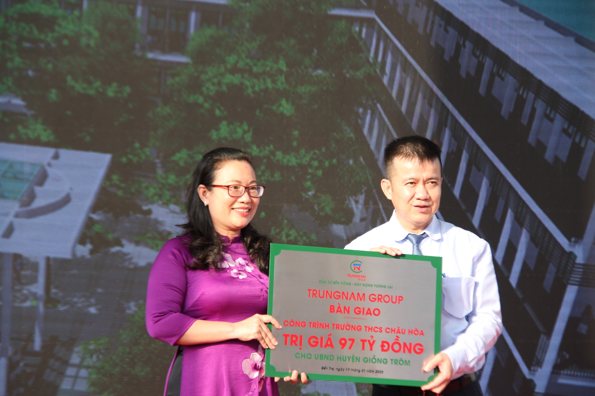Kinh tế - Bến Tre: Trung Nam Group khánh thành trường THCS Châu Hòa tổng kinh phí 97 tỷ đồng (Hình 3).