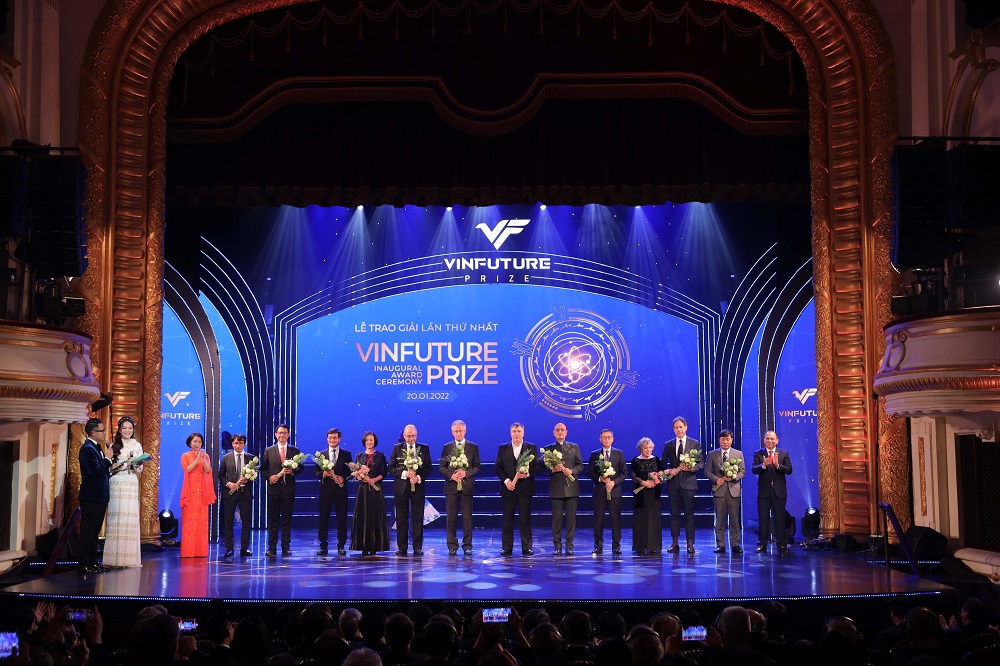 Kinh tế - VinFuture công bố chủ nhân các giải thưởng phụng sự nhân loại năm 2021 (Hình 3).