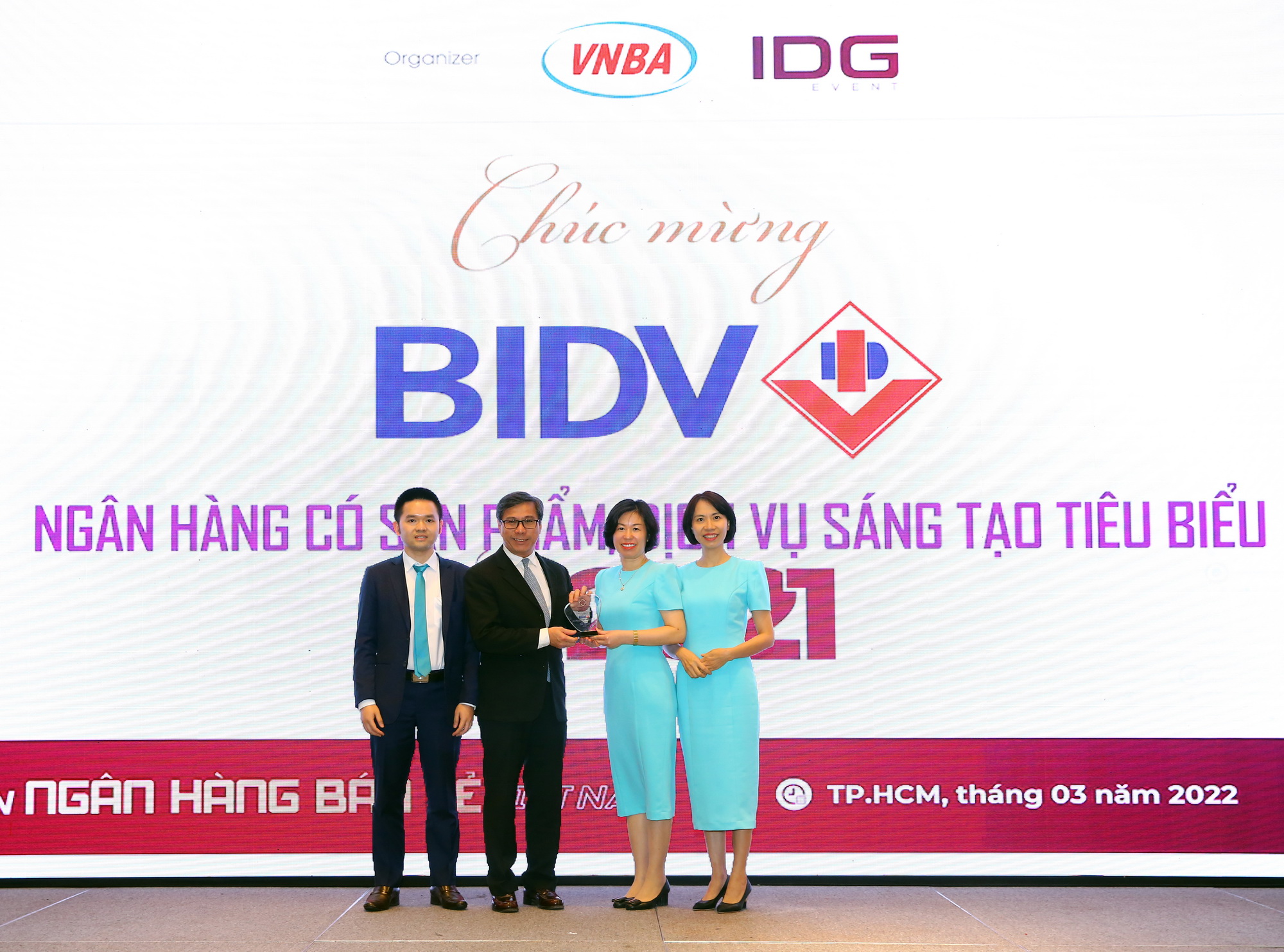 Kinh tế - BIDV nhận đồng thời 04 giải thưởng Ngân hàng Việt Nam Tiêu biểu (Hình 3).