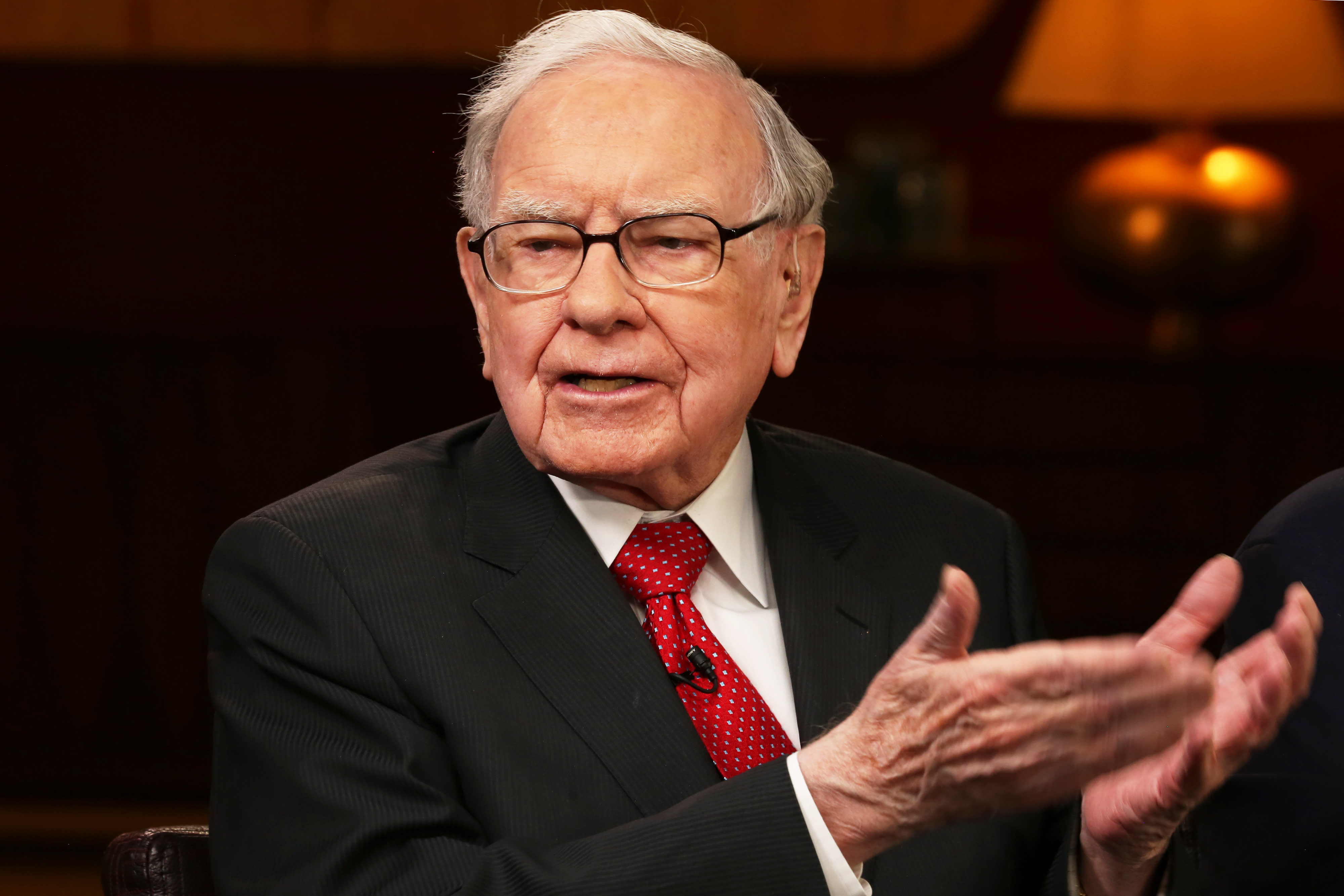 Kinh tế - Học đầu tư theo Warren Buffett, test nhanh với cổ phiếu VNM