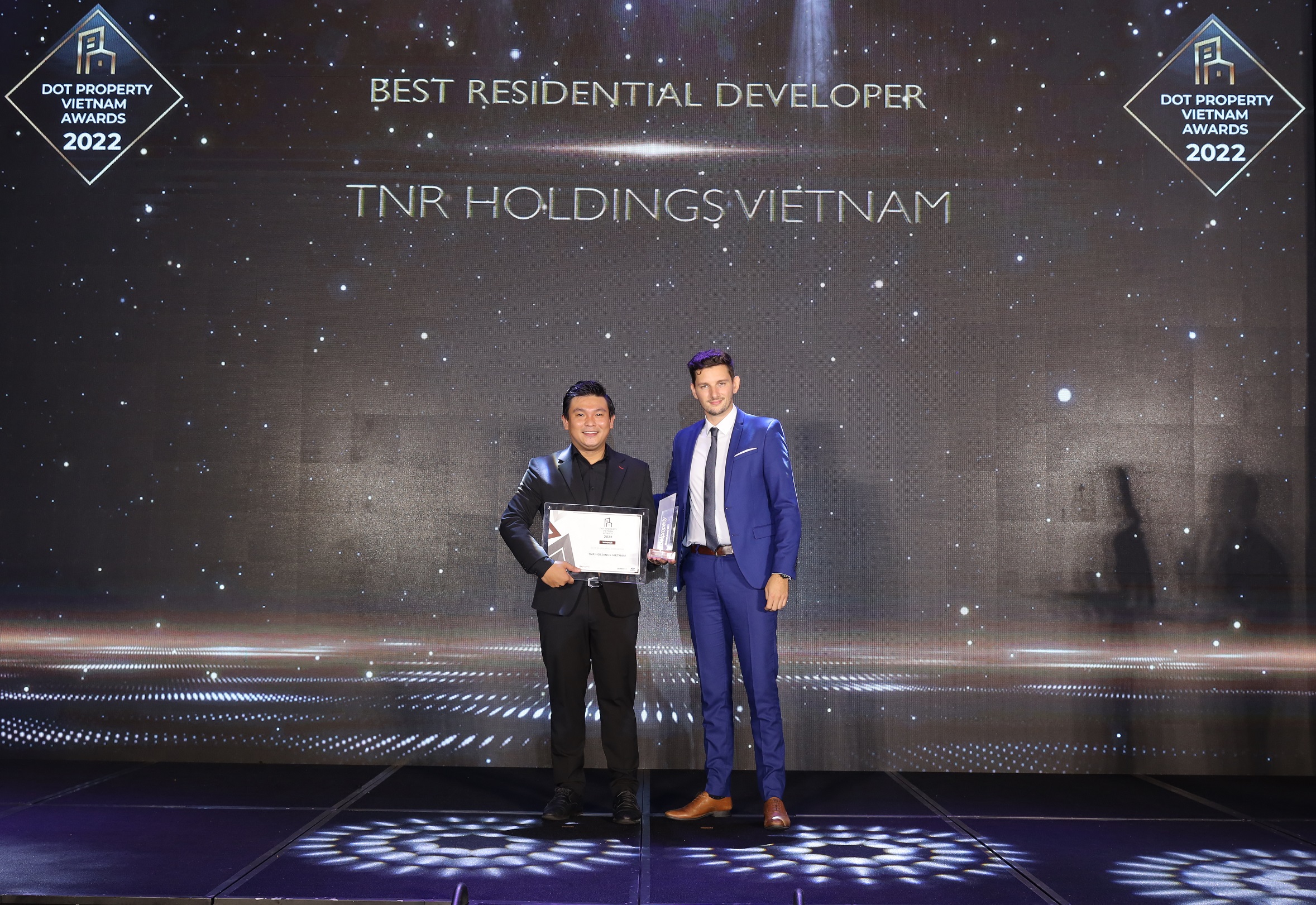 Kinh doanh - TNR Holdings Vietnam thắng hai giải Dot Property Vietnam Awards 2022