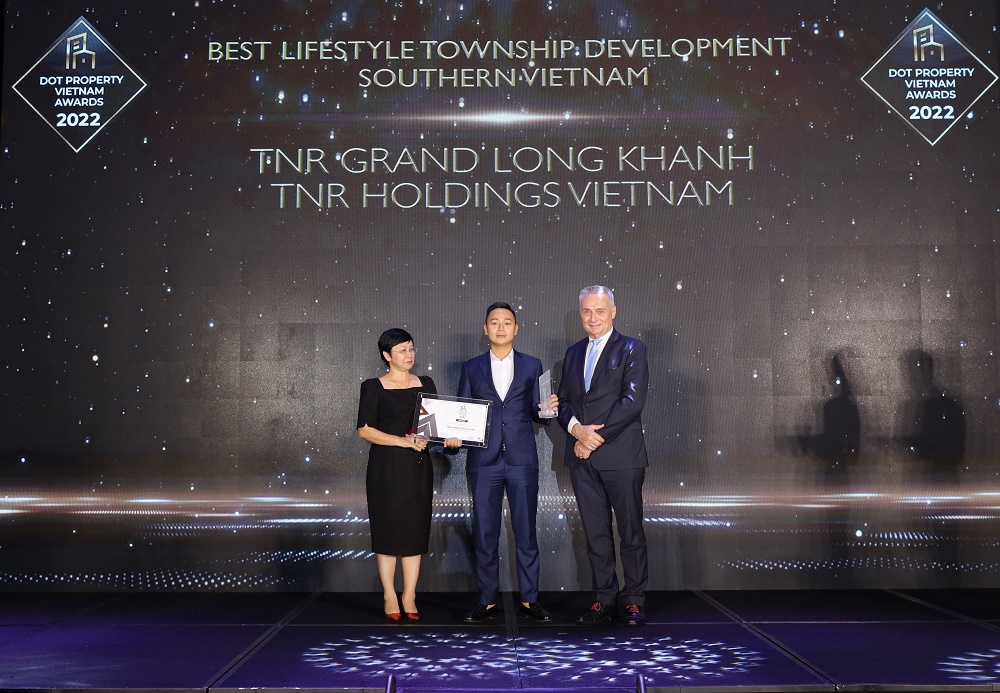 Kinh doanh - TNR Holdings Vietnam thắng hai giải Dot Property Vietnam Awards 2022 (Hình 2).