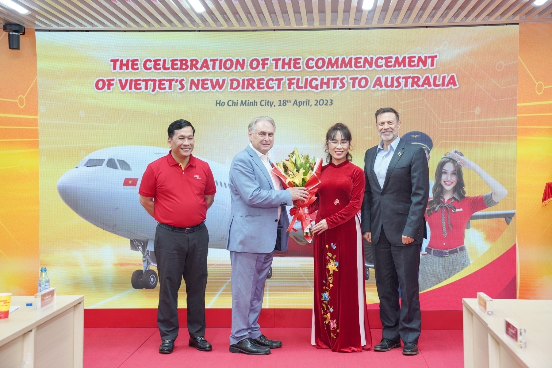 Kinh tế - Bộ trưởng Thương mại và Du lịch Úc chúc mừng các đường bay thẳng Việt Nam – Úc của Vietjet (Hình 5).
