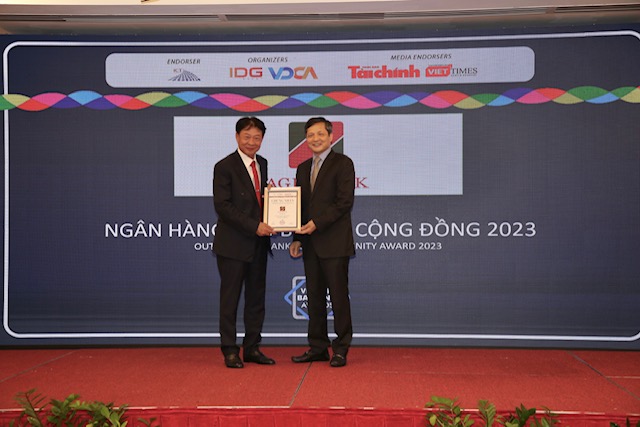 Cần biết - Agribank được vinh danh với 3 giải thưởng Ngân hàng Việt Nam tiêu biểu năm 2022 (Hình 3).