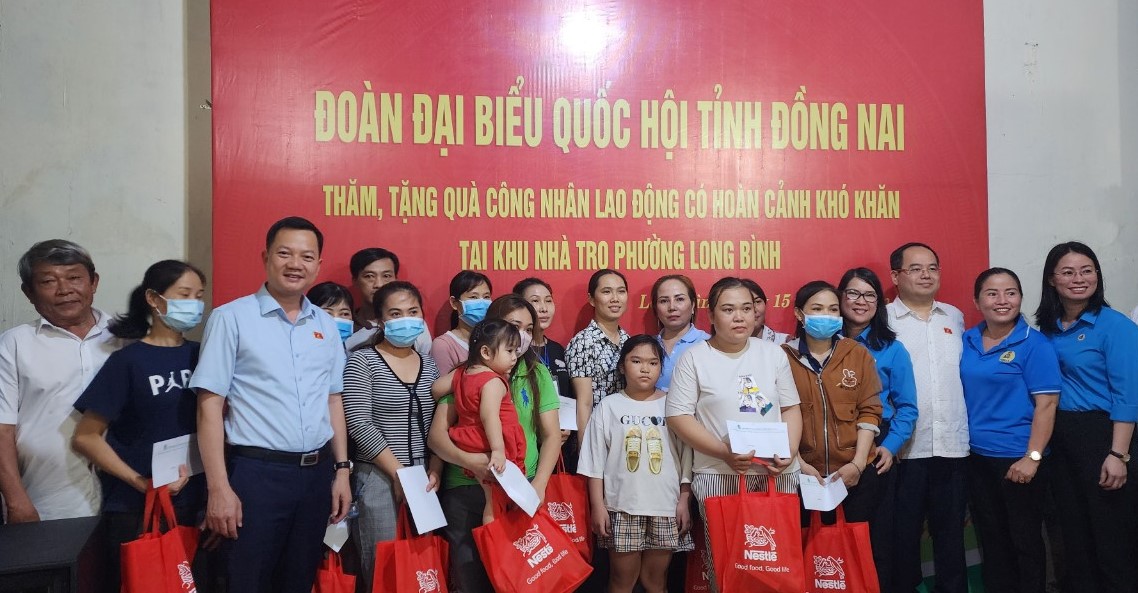 Cần biết - Nestlé Việt Nam hỗ trợ người lao động có hoàn cảnh khó khăn 