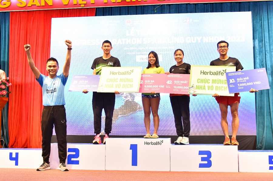 Thể thao - Đồng hành cùng VnExpress Marathon Sparkling Quy Nhơn 2023: Herbalife Việt Nam tiếp tục khuyến khích lối sống năng động lành mạnh (Hình 4).