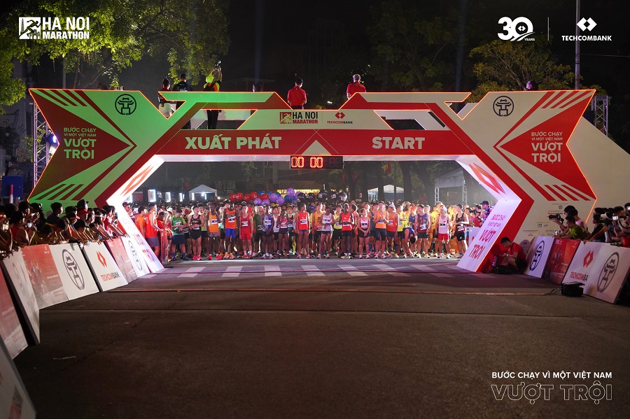 Kinh doanh - Dấu ấn vì cộng đồng từ đường chạy “Vượt trội mỗi ngày” của Hà Nội Marathon Techcombank (Hình 3).