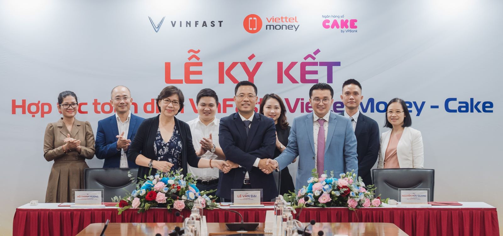 Kinh tế - VinFast hợp tác chiến lược với Cake by VPBank và Viettel Money, hỗ trợ khách hàng mua xe máy điện trả góp với giá ưu đãi (Hình 2).
