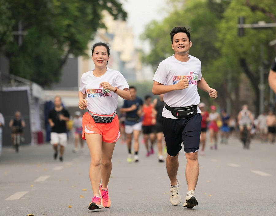 Kinh tế - SeABank Run for The Future 2023: Gần 10.000 runner chung tay vì cộng đồng (Hình 3).