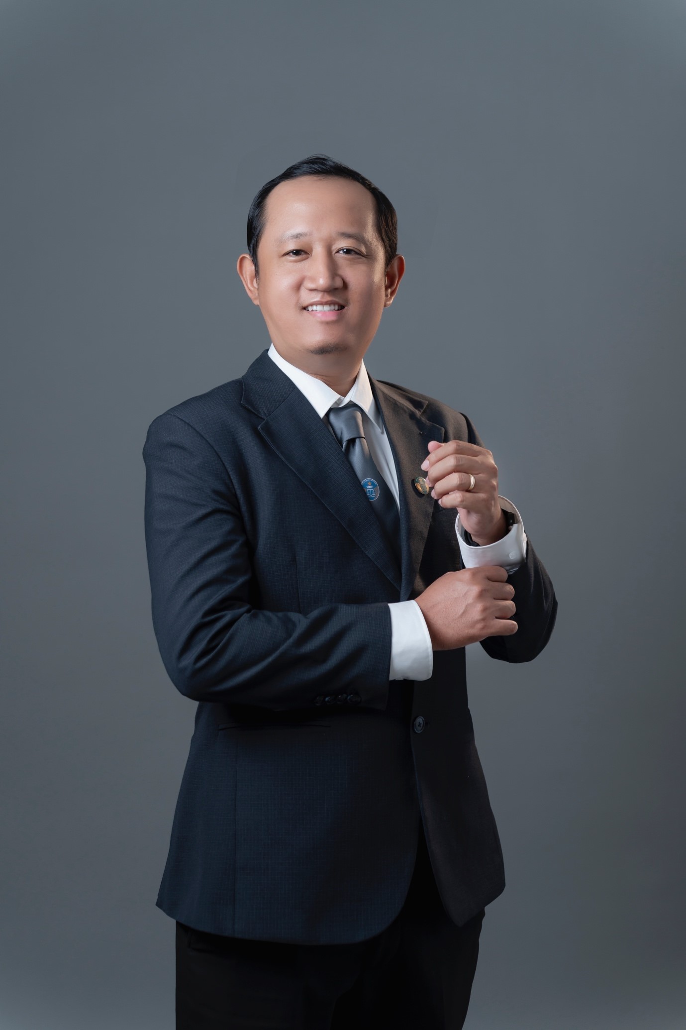 Cần biết - Luật sư Nguyễn Văn Toàn: Tự hào với sứ mệnh góp phần bảo vệ công lý và quyền con người (Hình 4).