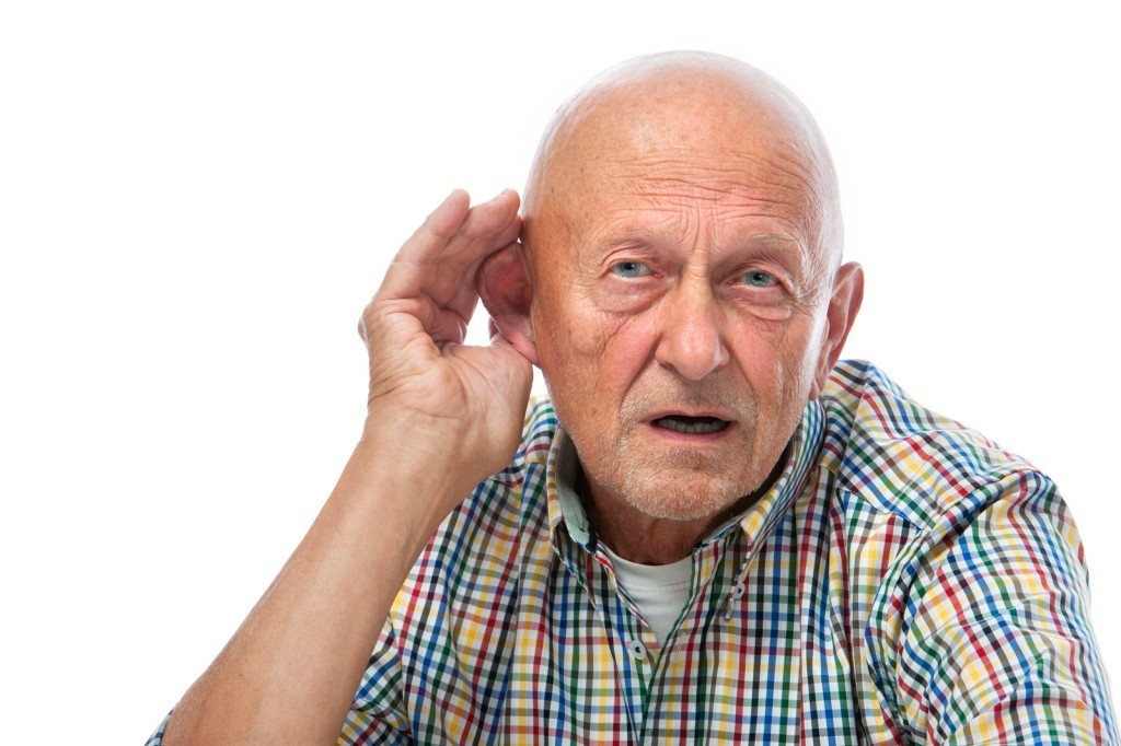 Sức khoẻ - Làm đẹp - Nặng tai ở người cao tuổi - Điều trị sớm, hiệu quả cao