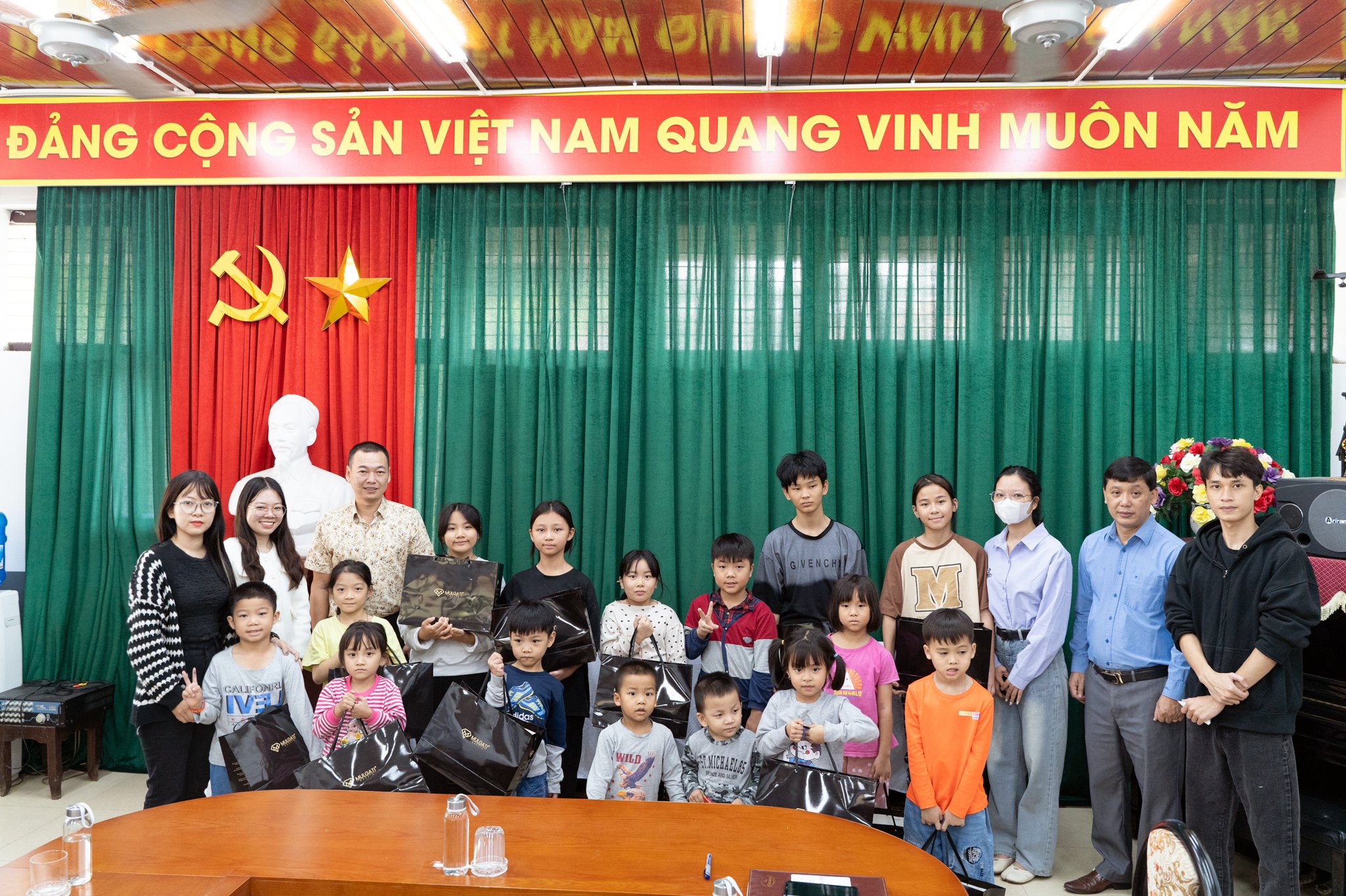 Đời sống - Mulgati chia sẻ giá trị tốt đẹp với cộng đồng trong hoạt động thiện nguyện tại làng trẻ em SOS Hà Nội 