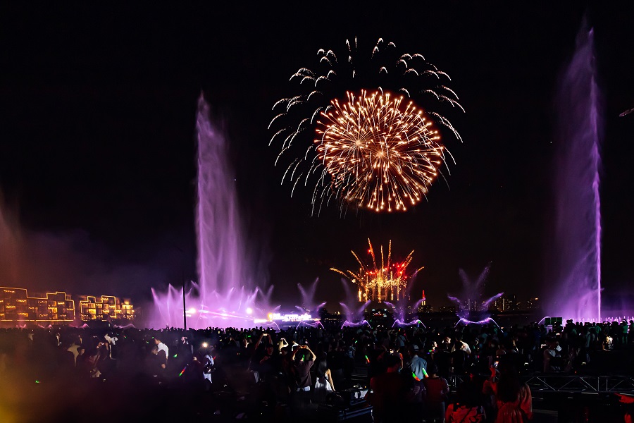 Kinh tế - Hơn 50.000 người dân thành phố “đổi gió” đón năm mới tại trung tâm mới