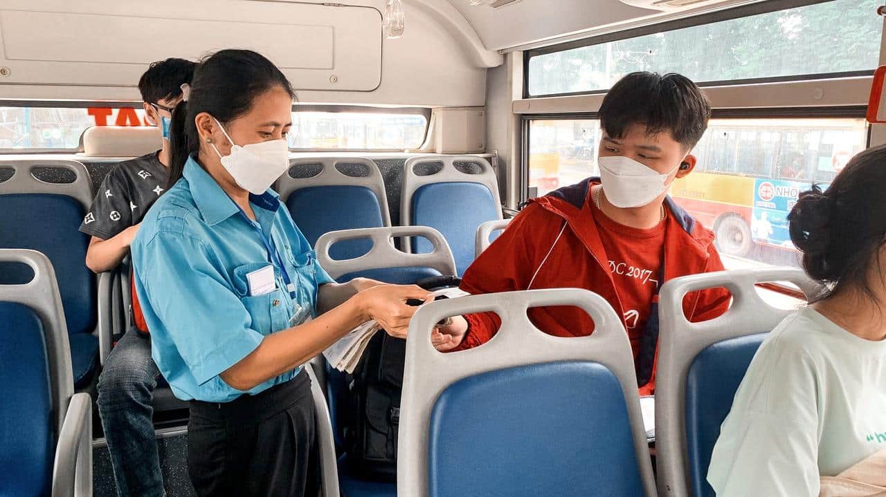 Tin trong nước - Tin nóng 24h hôm nay ngày 28/11: Triển khai vé bus điện tử, Hà Nội sẽ cắt giảm 4.000 nhân viên xe buýt