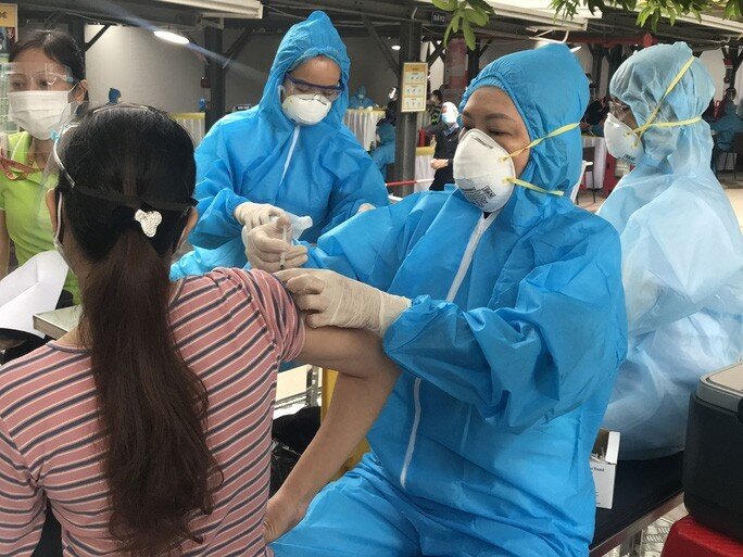 Tin trong nước - Ngày 7/2, Việt Nam ghi nhận thêm 16.815 ca nhiễm COVID-19