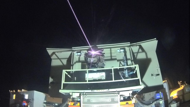 Tin thế giới - Israel thử nghiệm thành công hệ thống vũ khí laser có thể đốt cháy UAV