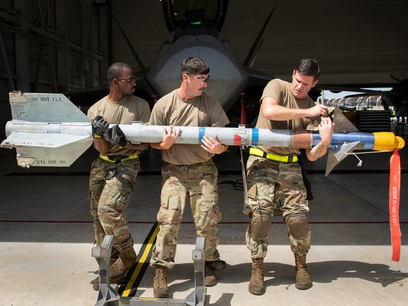 Tin thế giới - Khám phá sức mạnh 'Rắn lửa' AIM-9: Loại vũ khí xuất hiện trong gói viện trợ mới nhất của Mỹ dành cho Ukraine (Hình 4).