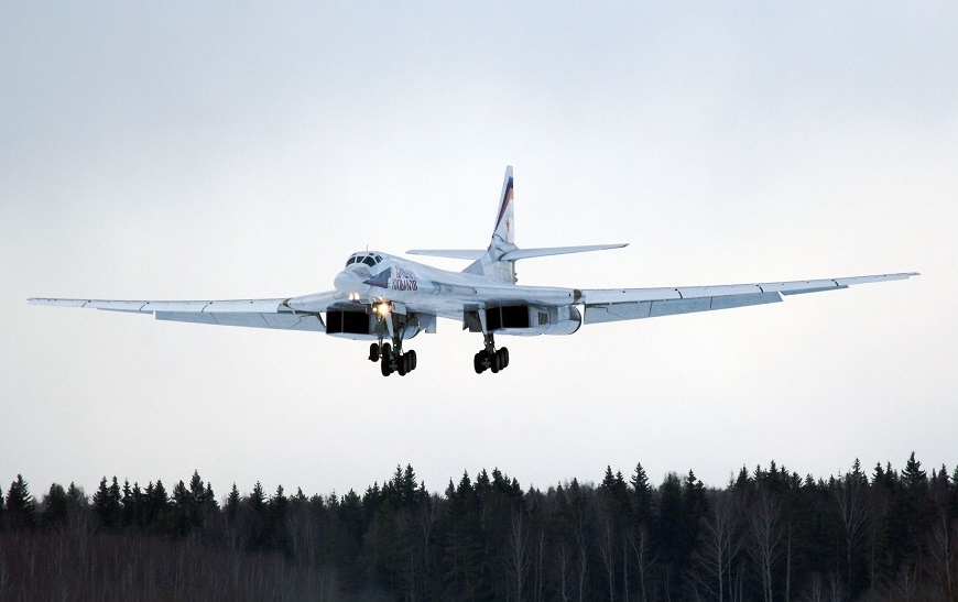 Tin thế giới - Sau khi Crimea, Moscow bị tập kích, 7 máy bay ném bom chiến lược của Nga xuất kích