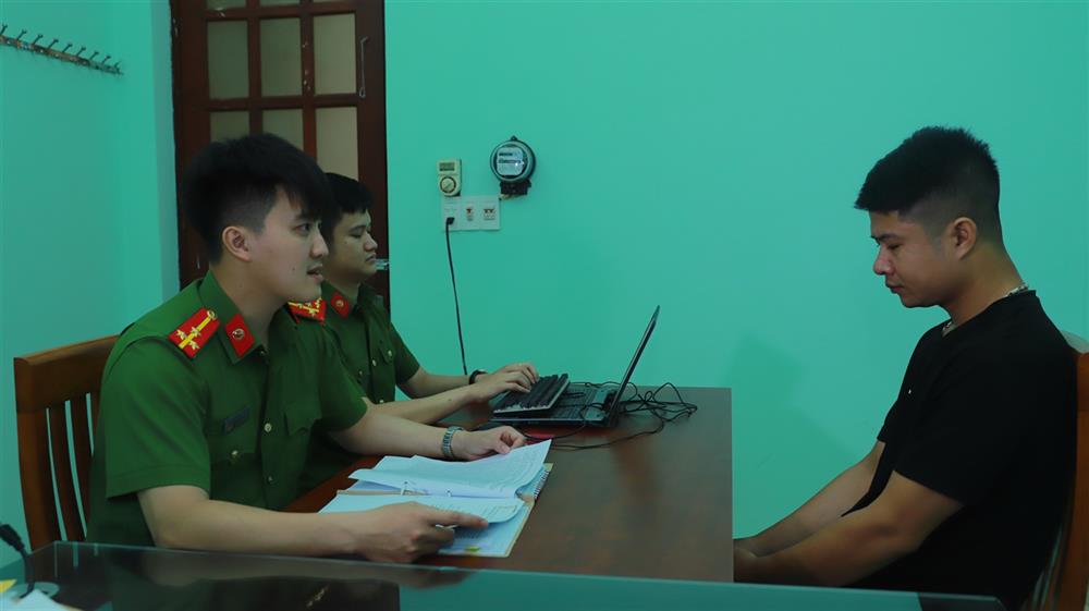 An ninh - Hình sự - Tuyên Quang: Khởi tố tài xế chống đối, ngoan cố bỏ chạy khi bị CSGT truy đuổi