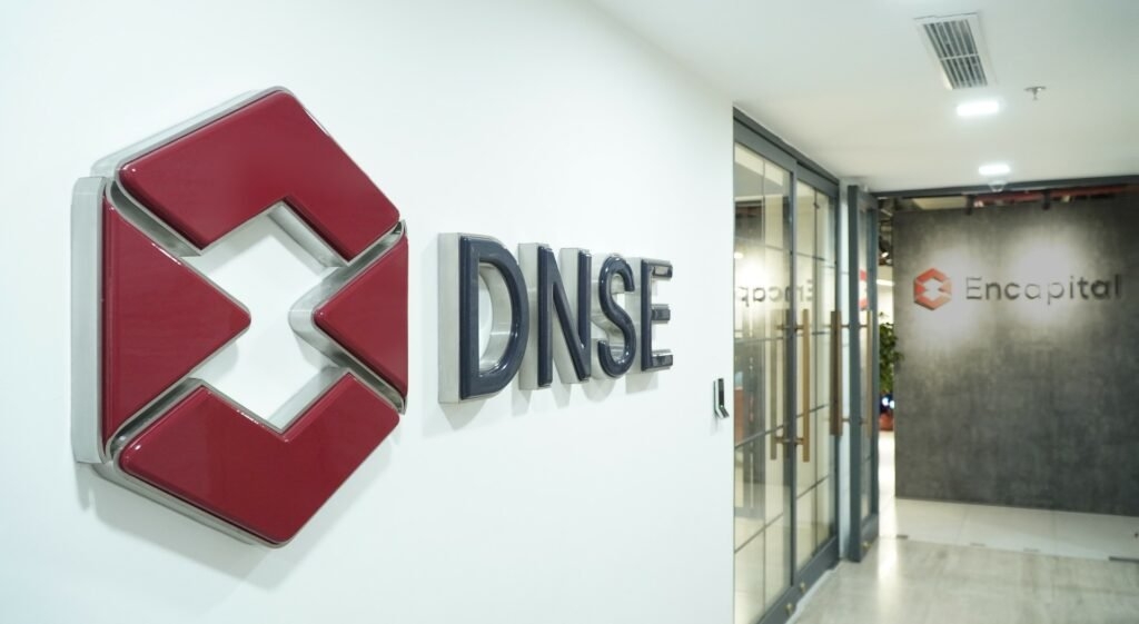 Thị trường - Trước thềm IPO, nhóm cổ đông nào đang sở hữu Chứng khoán DNSE?