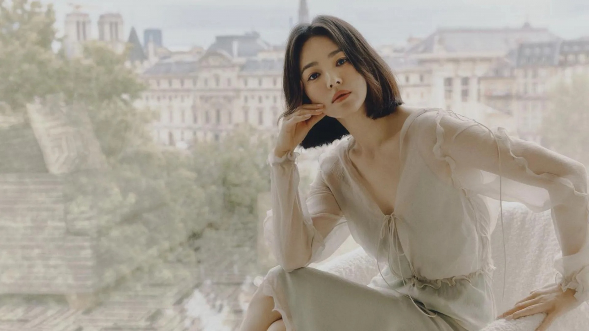 Tin tức giải trí - Song Hye Kyo ở tuổi 42: Đẳng cấp “chị đại” cân mọi phong cách (Hình 16).