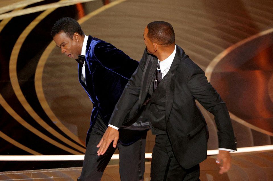 Tin tức giải trí - Bị cấm dự Oscar trong 10 năm sau khi tát Chris Rock, Will Smith bị chế giễu
