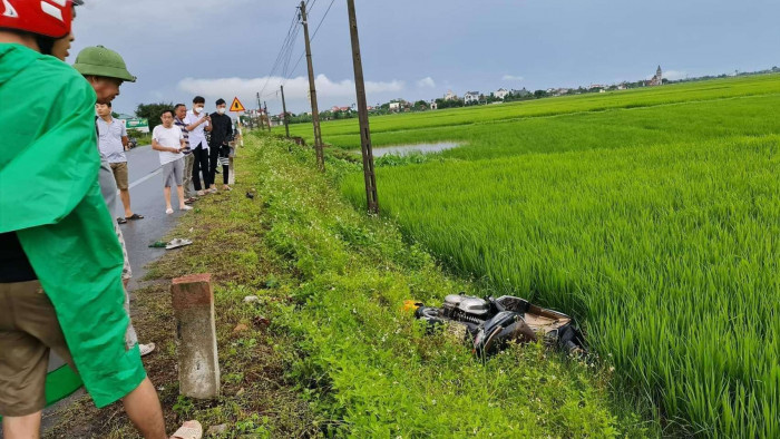Tin trong nước - Thái Bình: Mưa lớn kèm sấm sét, 3 người bị sét đánh tử vong thương tâm