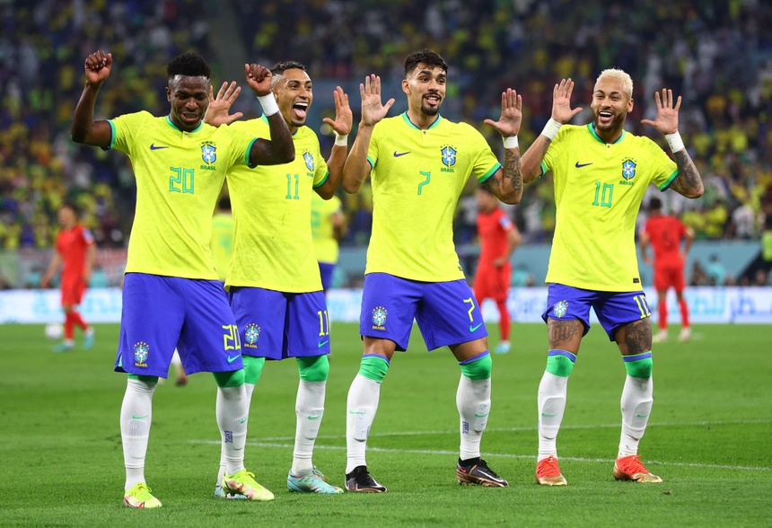 Bóng đá - Vì sao Brazil thay thủ môn ở phút 81 trong trận gặp Hàn Quốc?