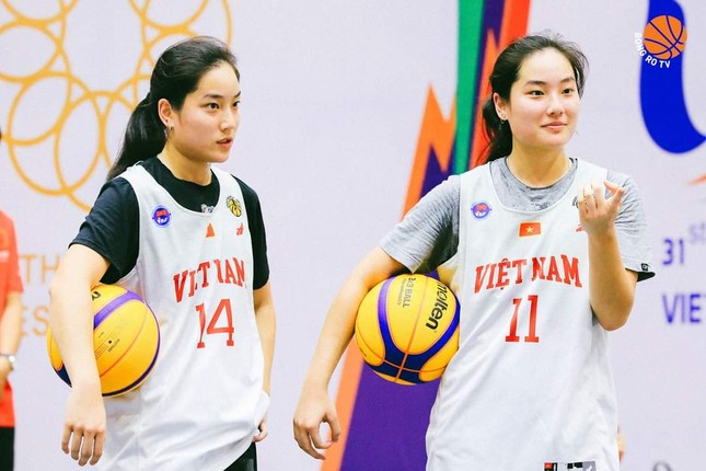 Thể thao 24h - Tiết lộ bất ngờ về cặp song sinh Việt kiều tại SEA Games 32 (Hình 5).
