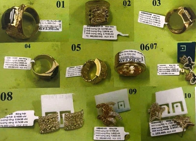 An ninh - Hình sự - Truy tìm 12 mẫu trang sức trong vụ cướp tiệm vàng ở Khánh Hòa