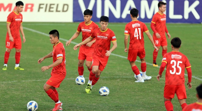 Thể thao - Xuất hiện F0 nơi đóng quân, kết quả xét nghiệm COVID-19 của đội tuyển Việt Nam như thế nào?