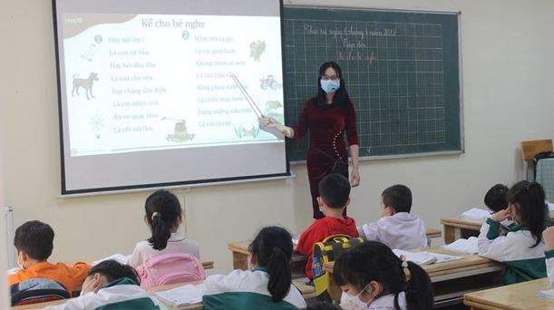 Giáo dục pháp luật - Hà Nội: Tỷ lệ học sinh tiểu học đến trường ngày đầu tiên đạt 75,3%