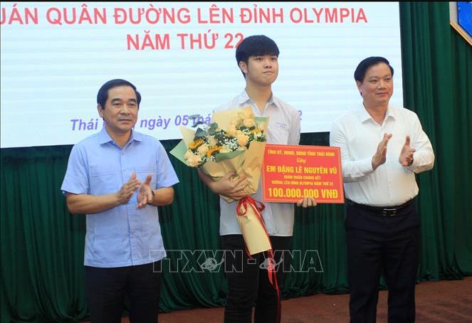thai binh khen thuong quan quan duong len dinh olympia dspl