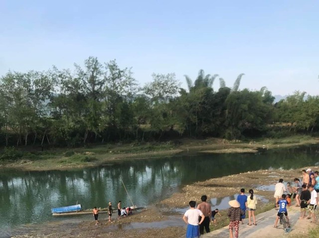 Tin trong nước - Cao Bằng: Đi tắm sông, 2 anh em ruột chết đuối 