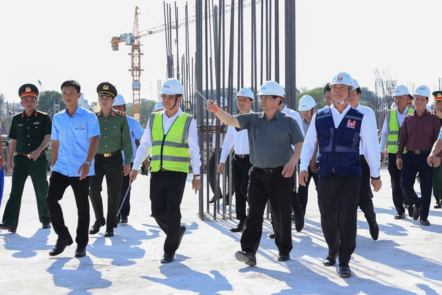 Tin trong nước - Thủ tướng: Phấn đấu hoàn thành ga T3 Tân Sơn Nhất đúng dịp 50 năm giải phóng miền Nam