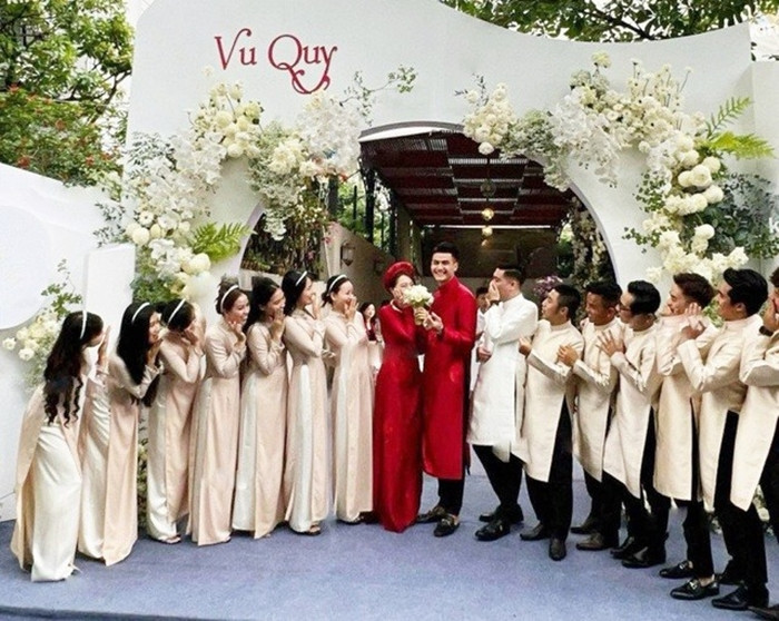 Giải trí - Người mẫu Vĩnh Thụy bí mật tổ chức đám cưới tại Đà Lạt cùng bạn gái (Hình 2).