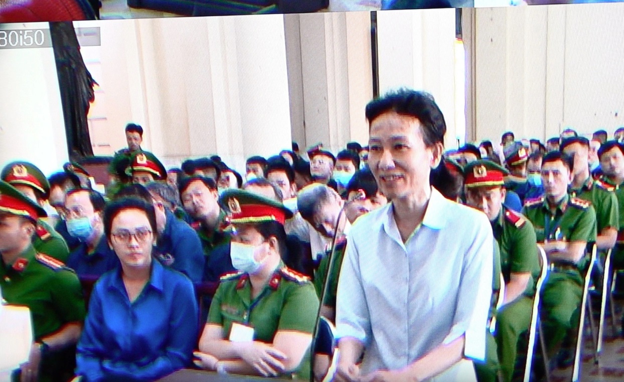 An ninh - Hình sự - Xét xử vụ án Vạn Thịnh Phát: Ai từng được bà Trương Mỹ Lan cho 20 tỷ sau khi nghỉ việc tại SCB?