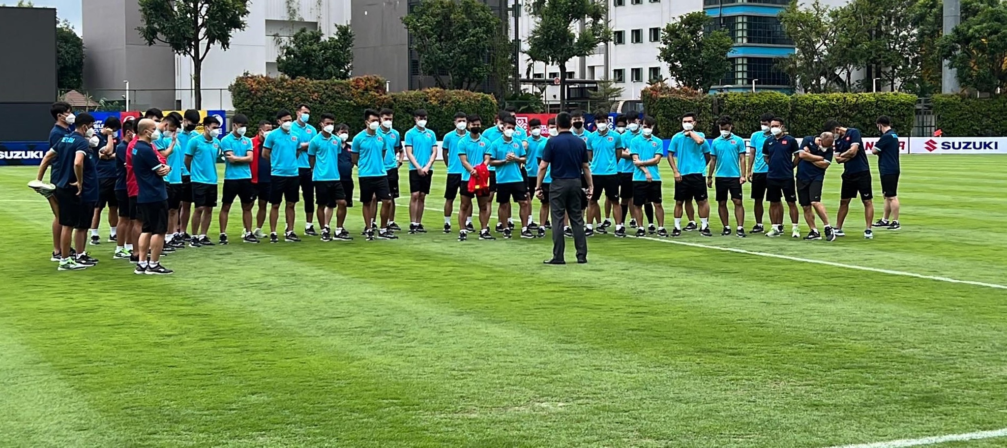 aff cup 2020 doi tuyen viet nam khong duoc tap san chinh truoc tran gap lao1